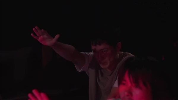 AI换脸迪丽热巴点名游戏：点到谁就要被我狠狠操哭！